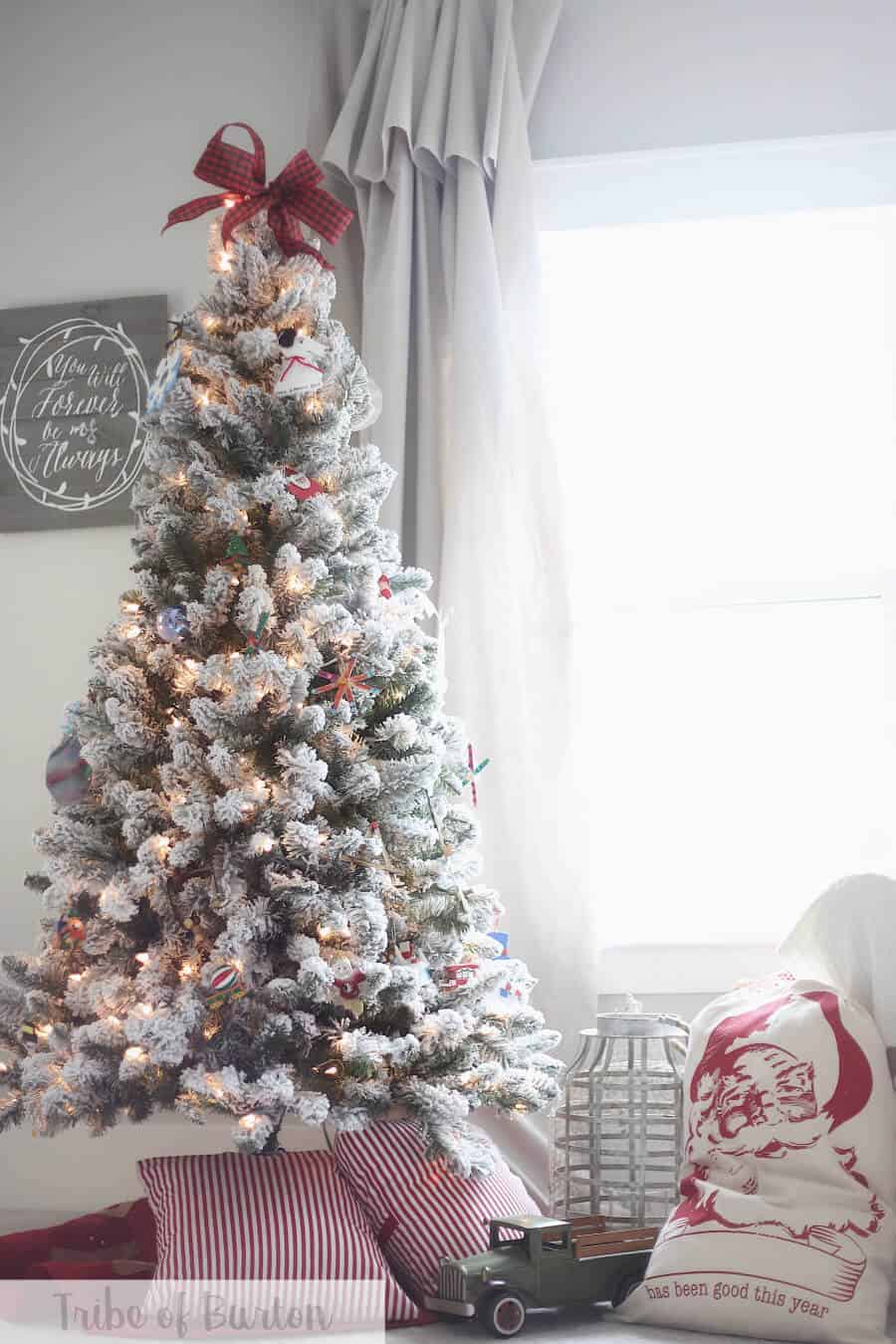 Country Christmas Bedroom