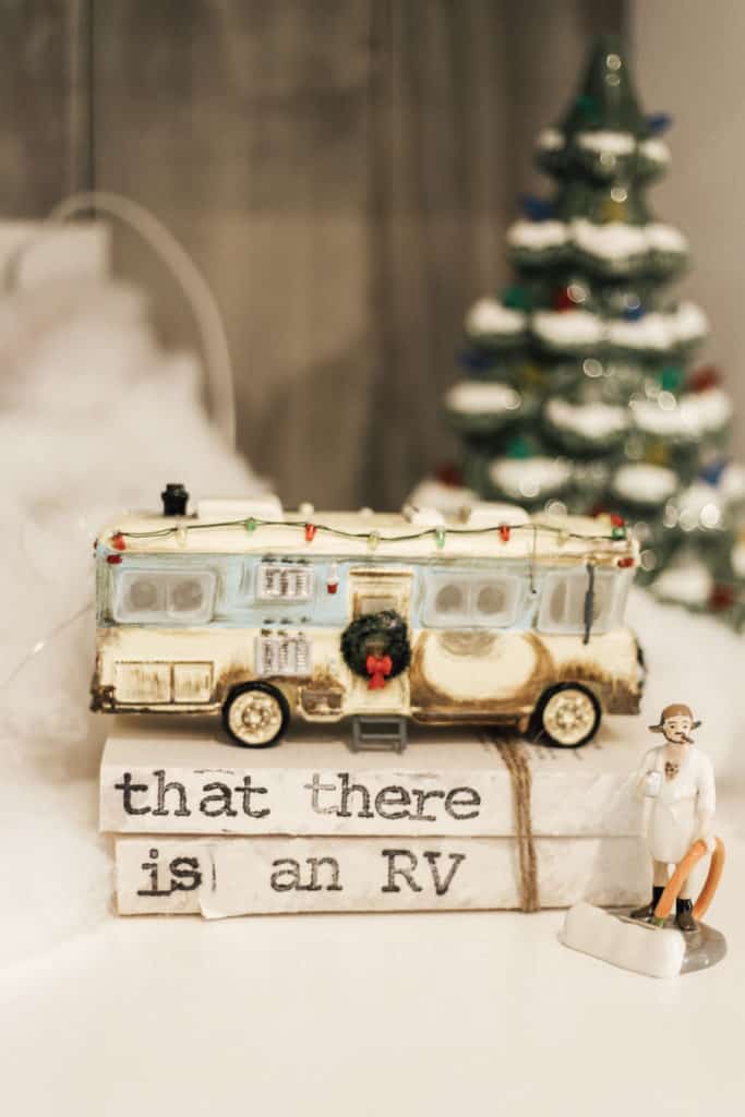 Christmas Vacation RV Decor